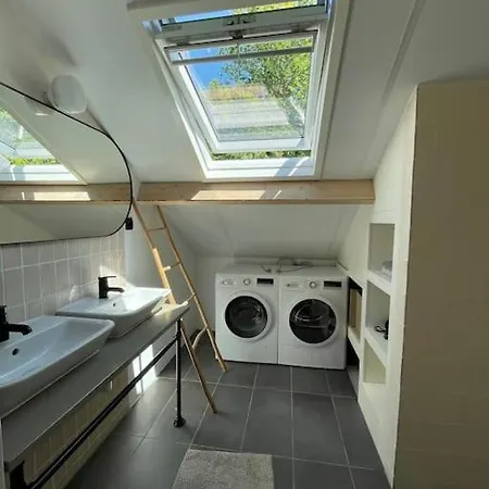 Modern House For 12 Pers! With Jacuzzi Julianadorp