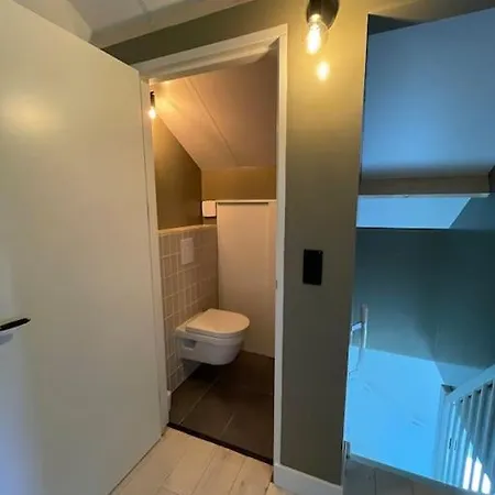 Modern House For 12 Pers! With Jacuzzi